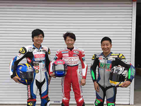 坂田チーフインストラクターと今回参加の大久保光・小山知良インストラクター