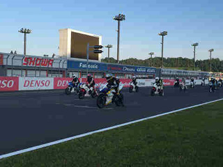 決勝レーススタート