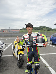 内海孝太郎くんは、年間クラスに、混ざっての練習
